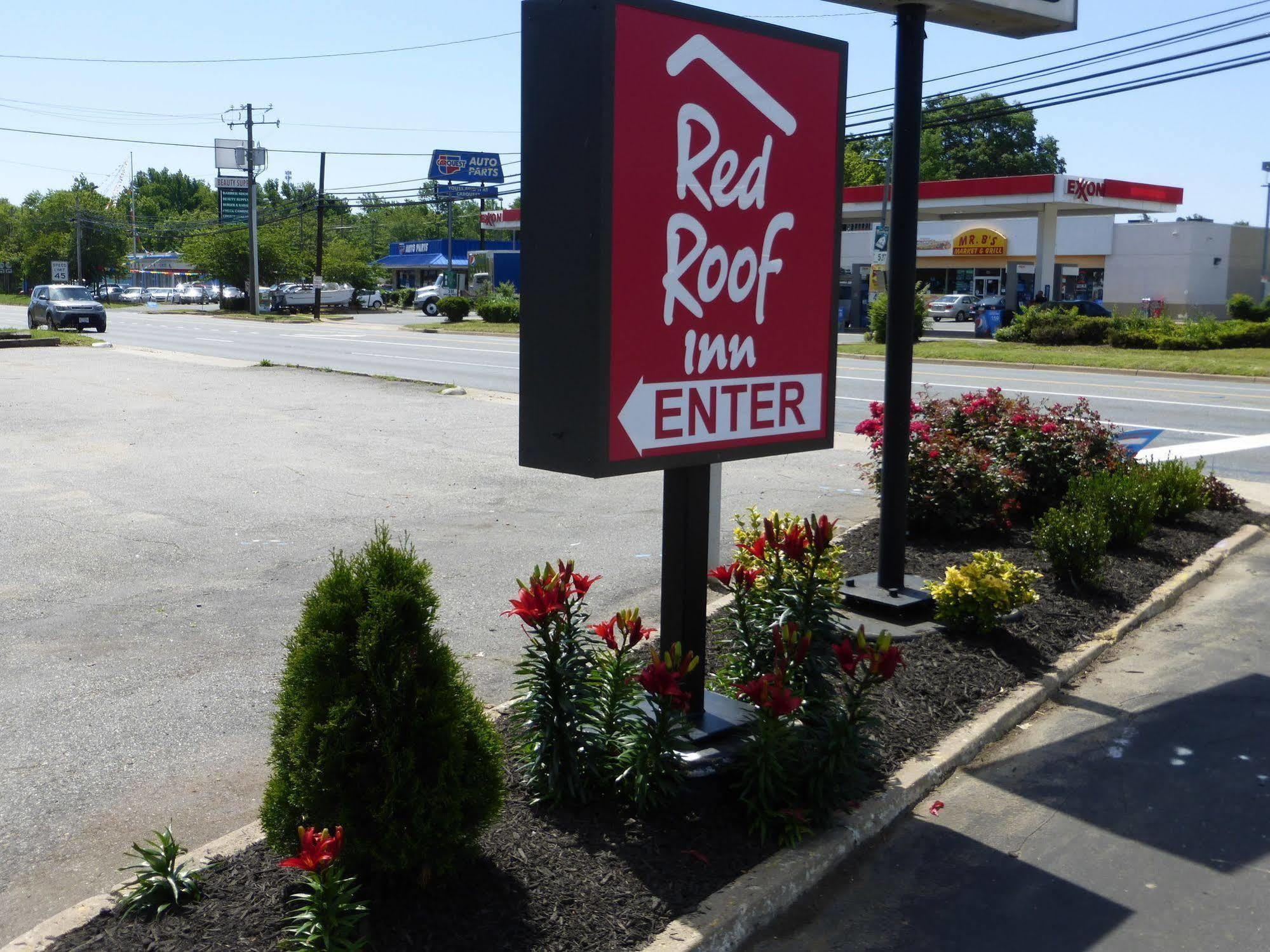 Red Roof Inn Fredericksburg North Eksteriør billede